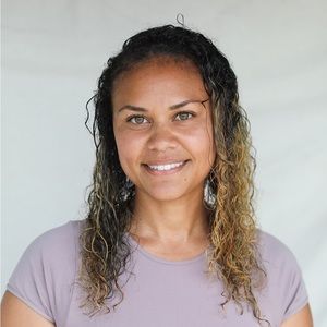 Meet your Posher, Pomai